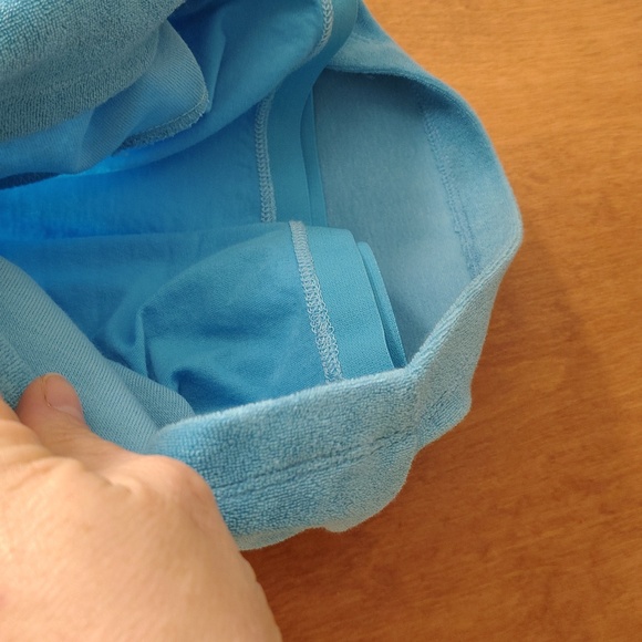 Fabletics Blue Terry Cloth Shorts Set - Picture 6 of 14